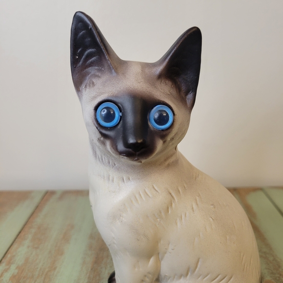 Siamese Cat Figurine - Black and White - Picture 2 of 13